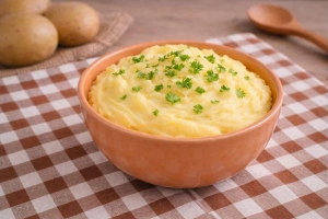 Delicioso puré de papa amarilla cremoso y suave